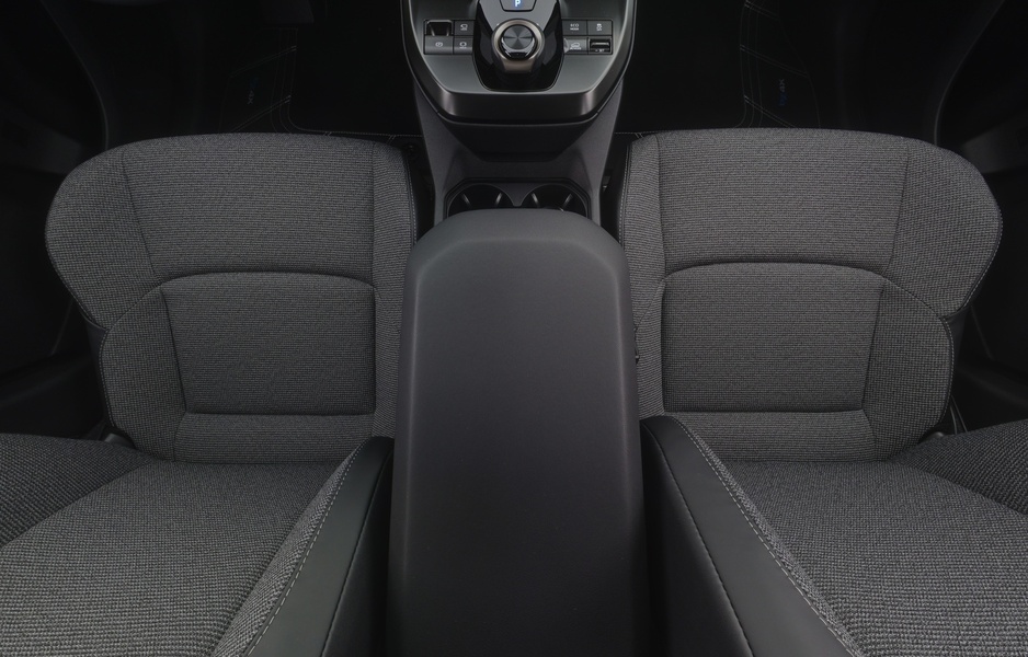 Toyota bZ4X vaihtoauto