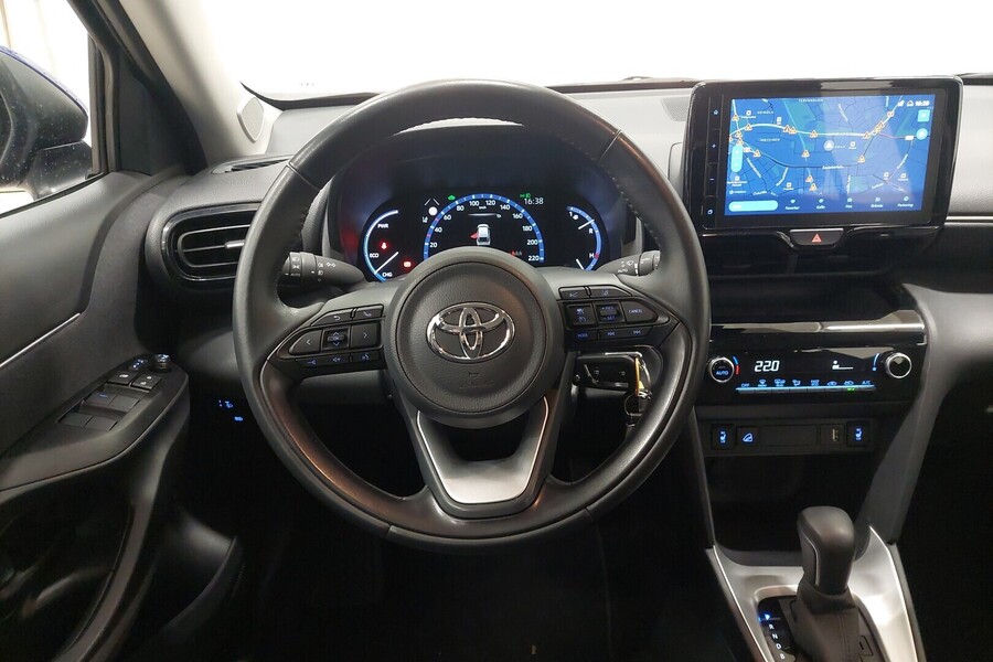 Toyota Yaris Cross vaihtoauto