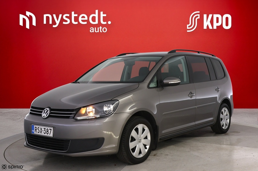Volkswagen Touran vaihtoauto