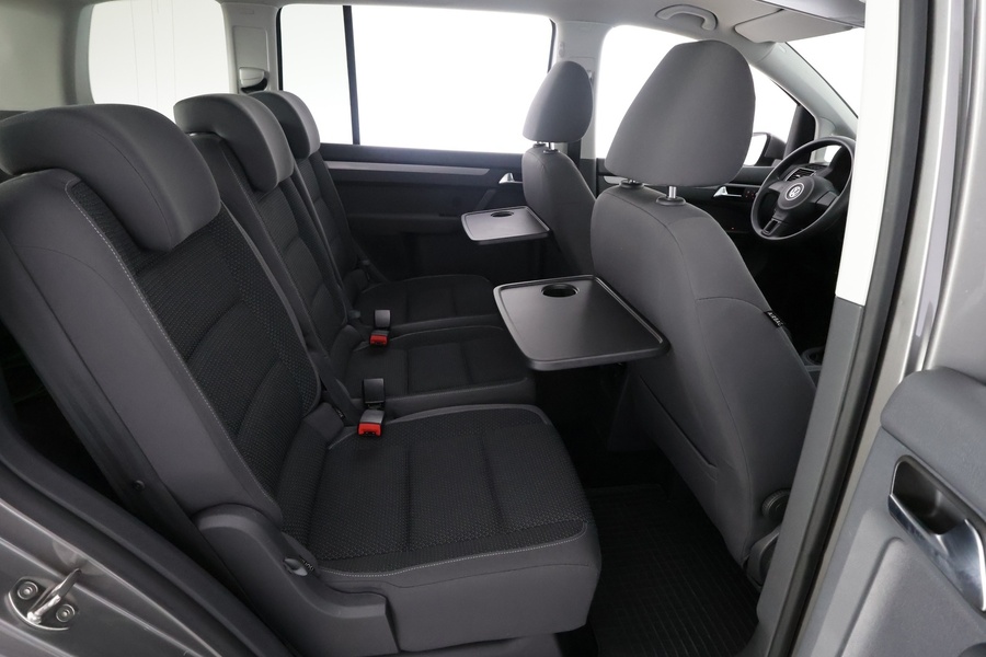 Volkswagen Touran vaihtoauto