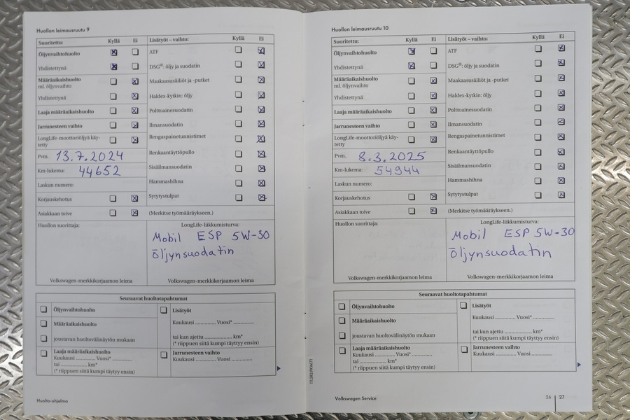 Volkswagen Touran vaihtoauto