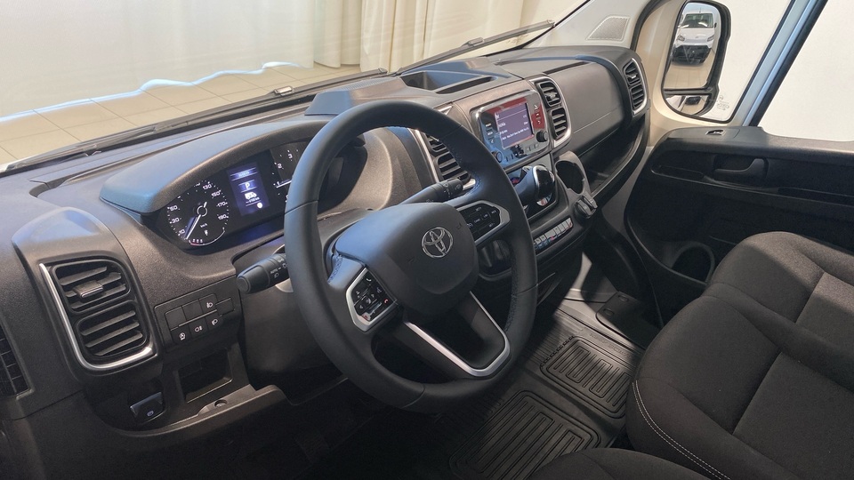 Toyota Proace MAX vaihtoauto