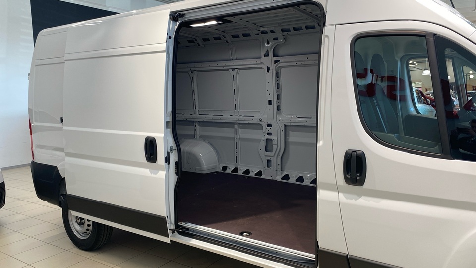 Toyota Proace MAX vaihtoauto