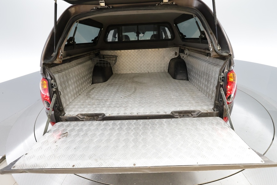 Mitsubishi L200 vaihtoauto