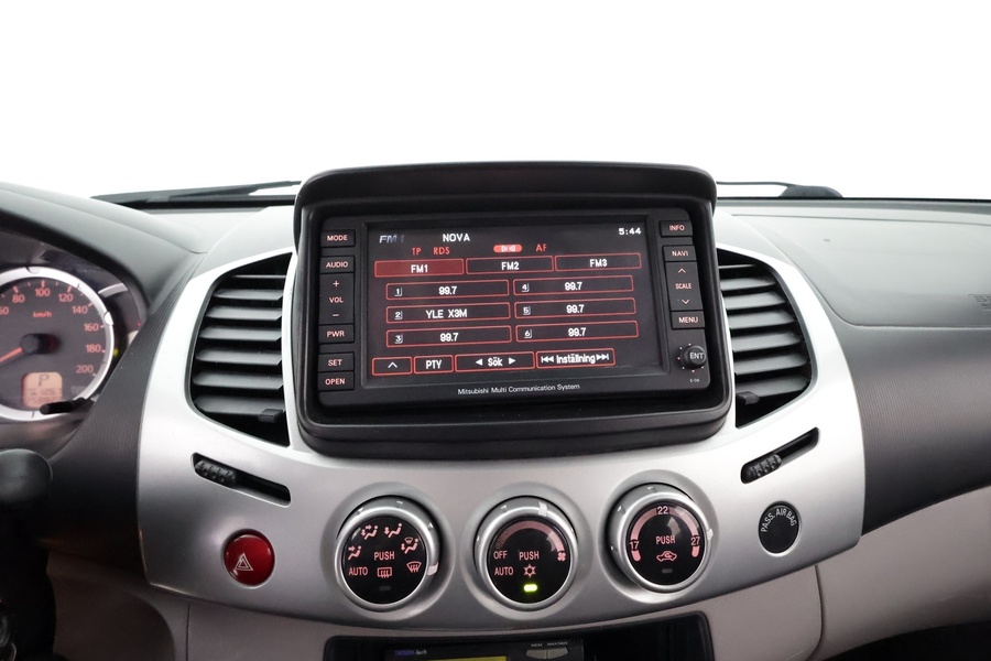 Mitsubishi L200 vaihtoauto