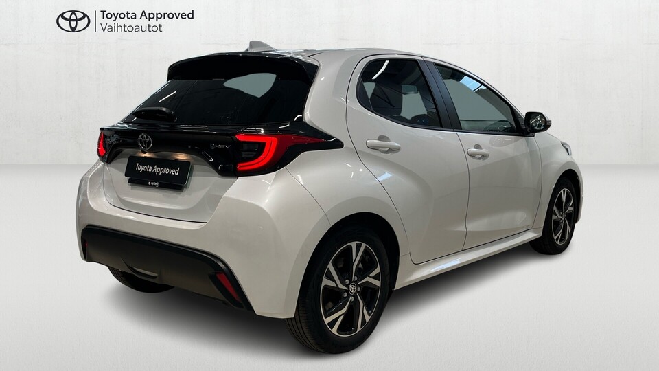 Toyota Yaris vaihtoauto