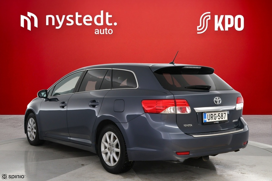 Toyota Avensis vaihtoauto