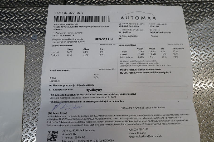 Toyota Avensis vaihtoauto