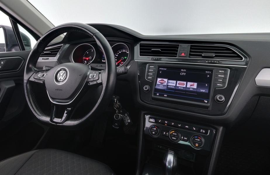 Volkswagen Tiguan vaihtoauto