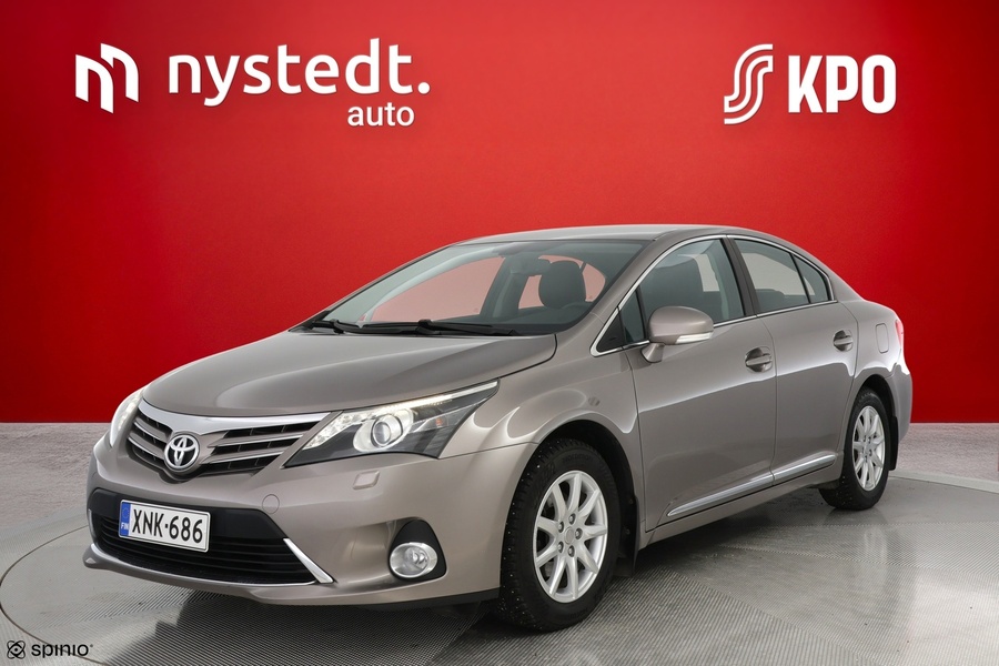 Toyota Avensis vaihtoauto