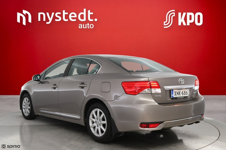 Toyota Avensis vaihtoauto