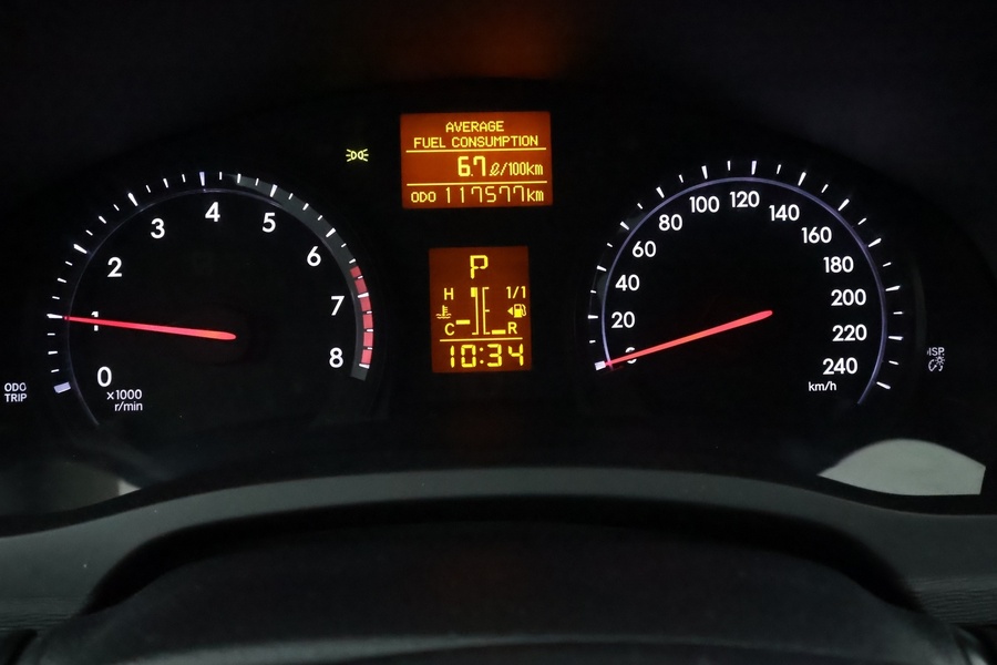 Toyota Avensis vaihtoauto