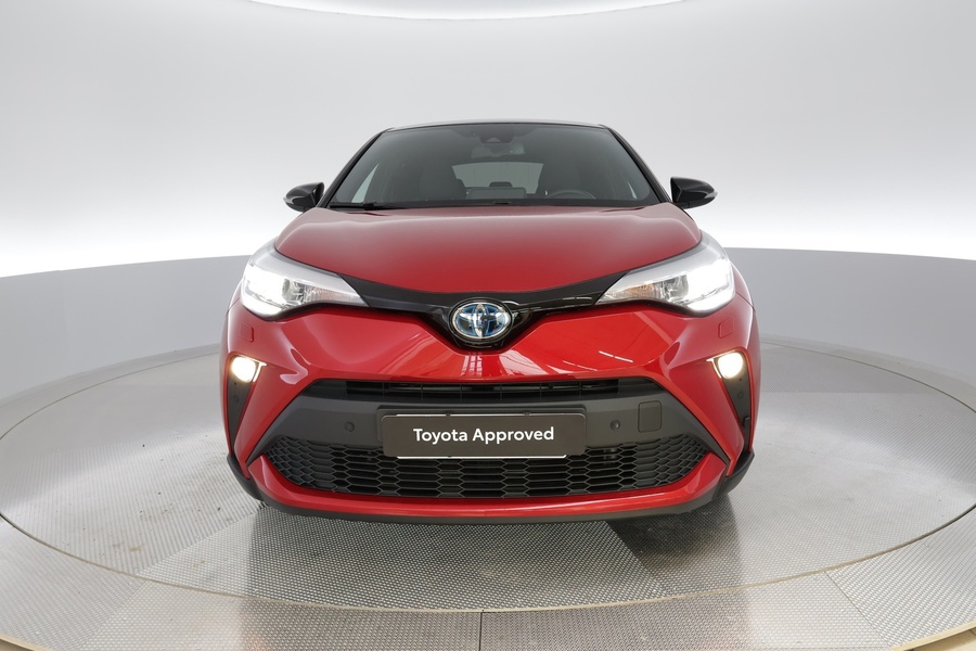 Toyota C-HR vaihtoauto