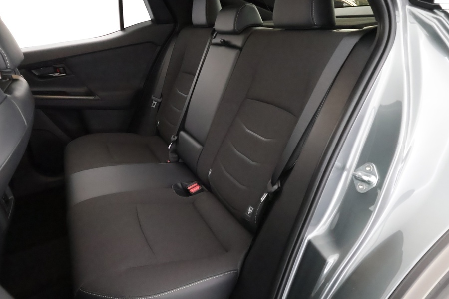 Toyota C-HR+ vaihtoauto