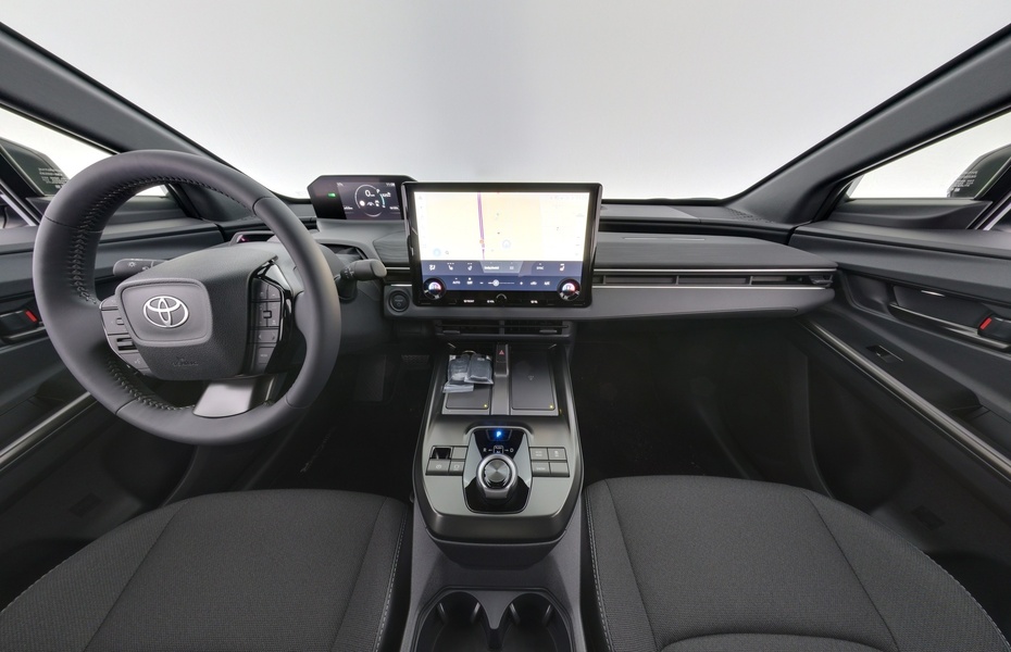 Toyota C-HR+ vaihtoauto