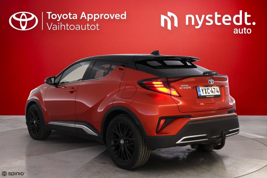 Toyota C-HR vaihtoauto