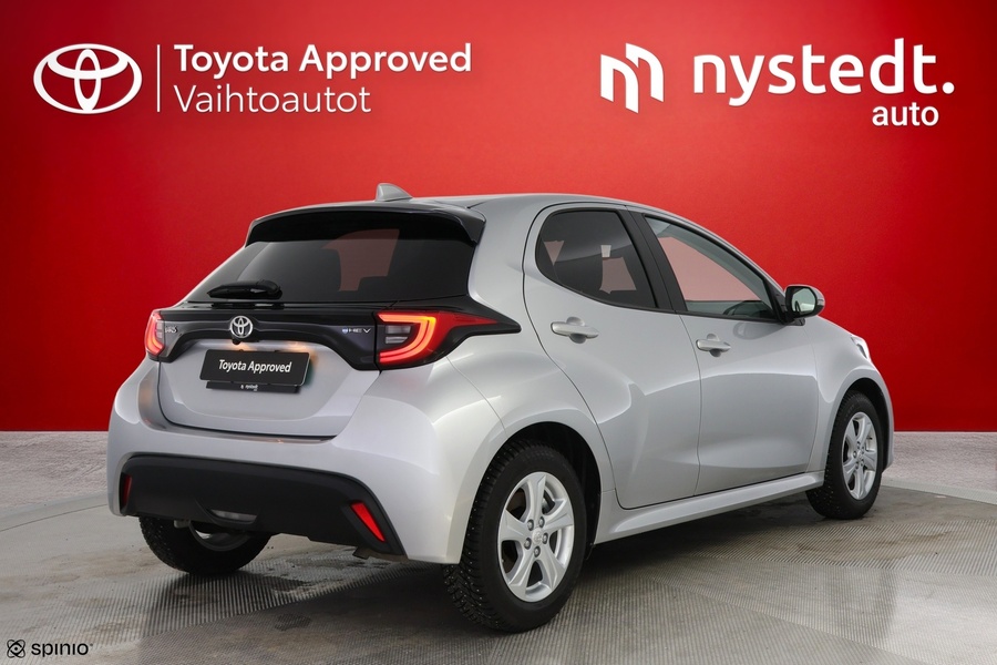 Toyota Yaris vaihtoauto