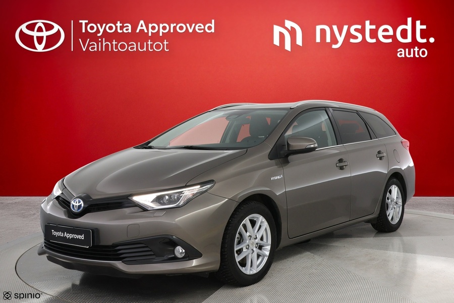 Toyota Auris vaihtoauto