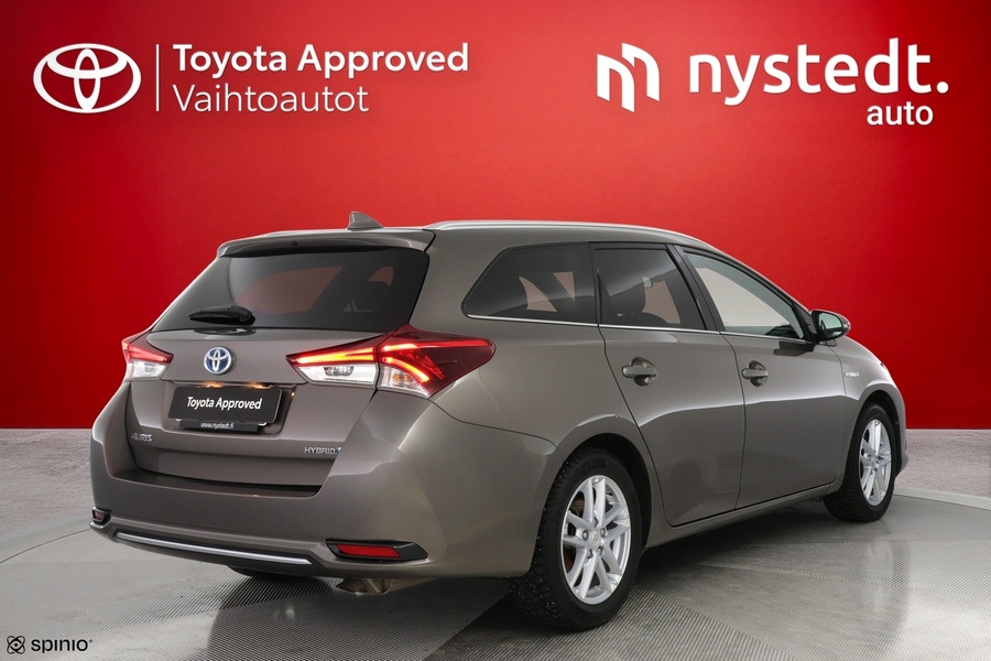 Toyota Auris vaihtoauto