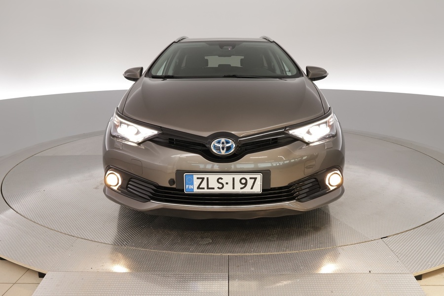 Toyota Auris vaihtoauto