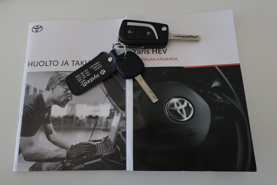 Toyota Yaris vaihtoauto