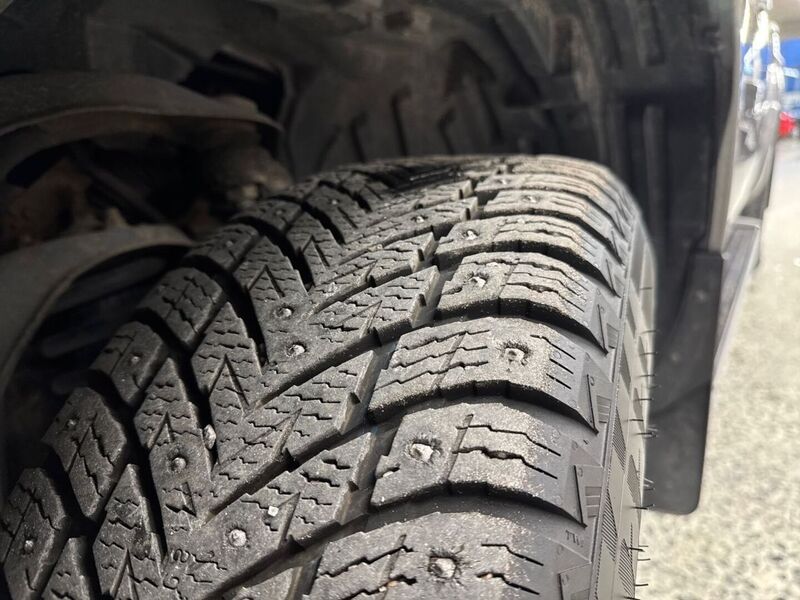 Nissan Navara vaihtoauto