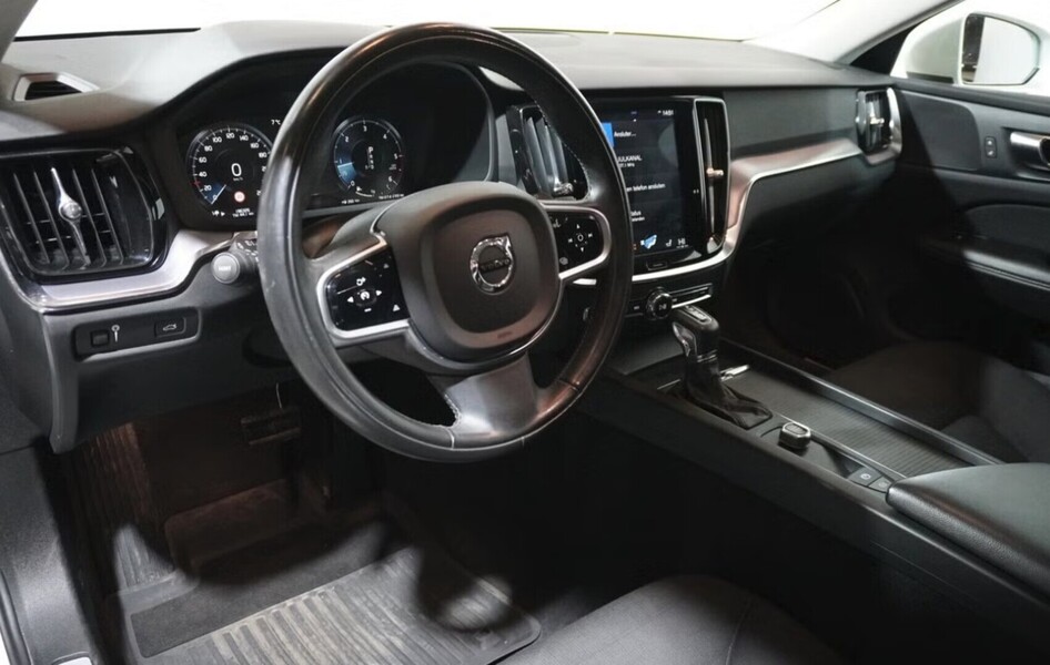 Volvo V60 Cross Country vaihtoauto