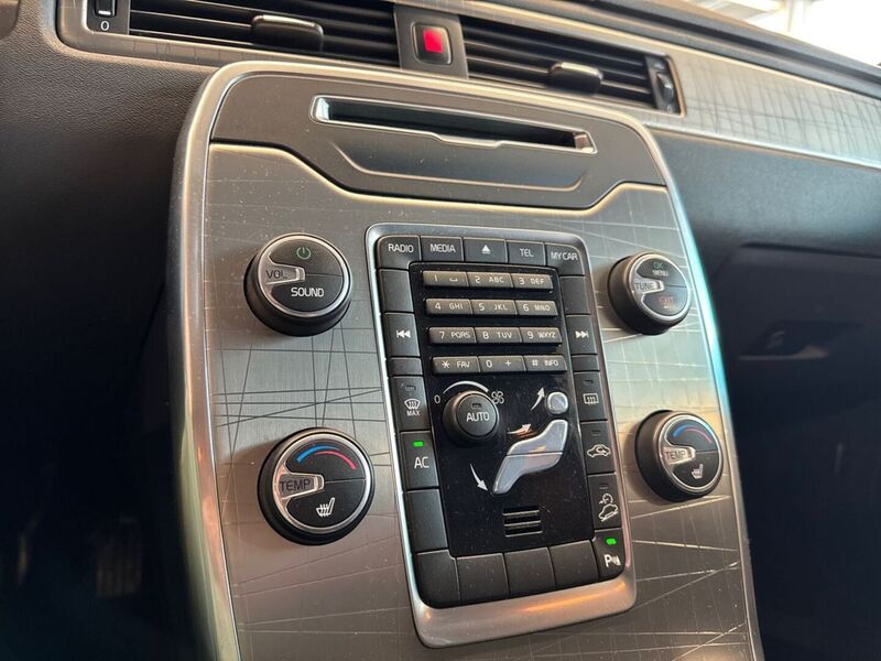 Volvo XC70 vaihtoauto