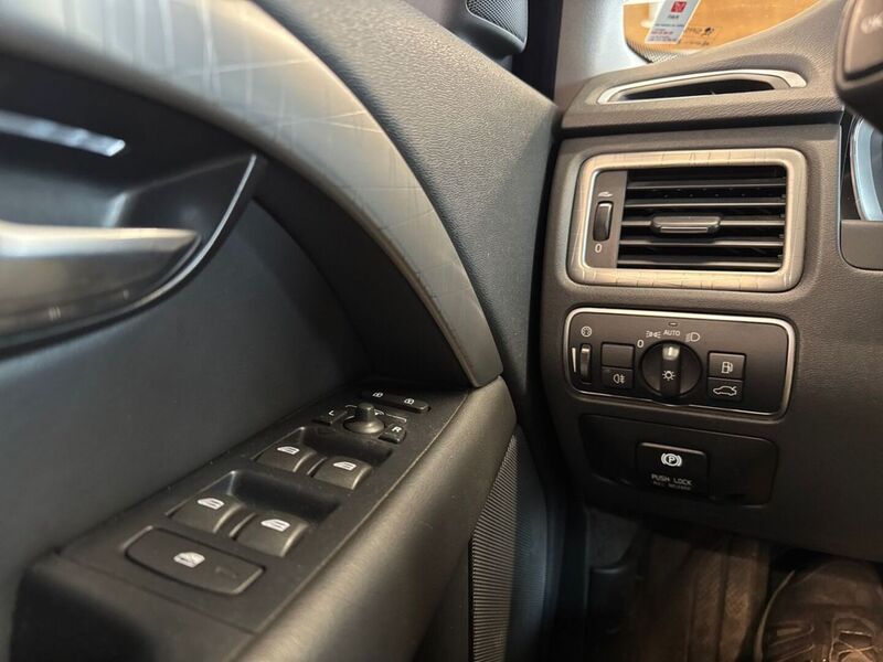 Volvo XC70 vaihtoauto