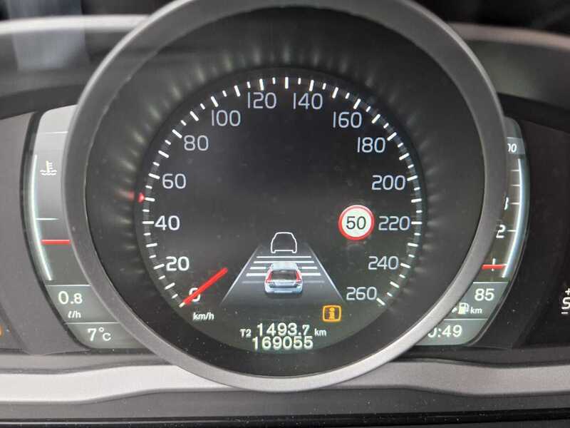 Volvo V70 vaihtoauto