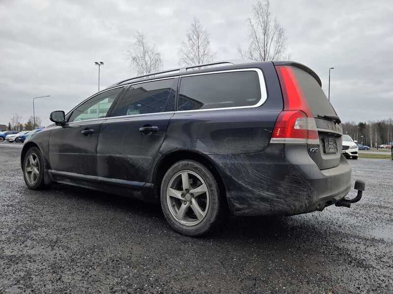Volvo V70 vaihtoauto