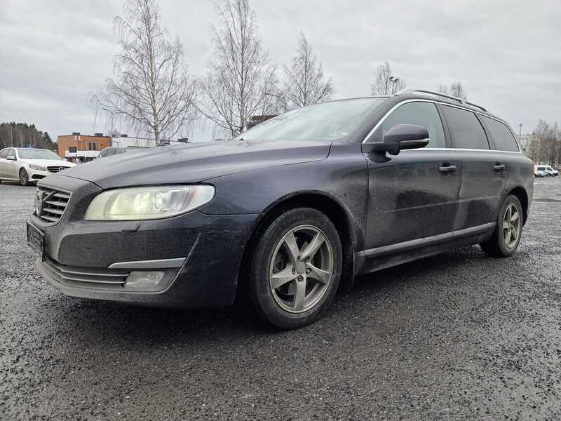 Volvo V70 vaihtoauto