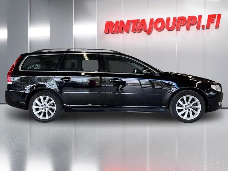 Volvo V70 vaihtoauto