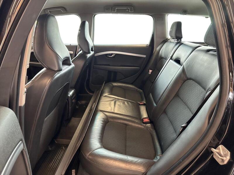 Volvo V70 vaihtoauto