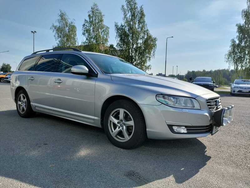 Volvo V70 vaihtoauto