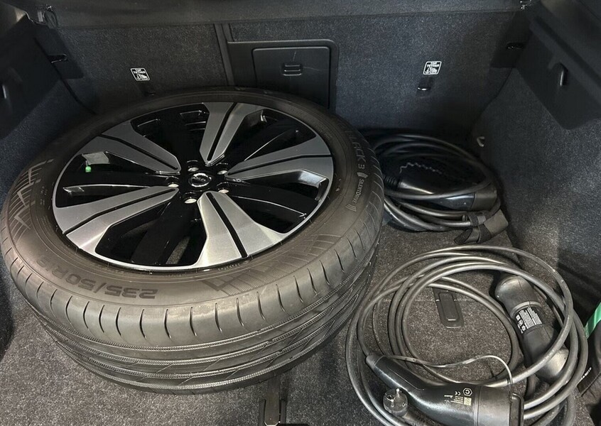 Volvo C40 vaihtoauto