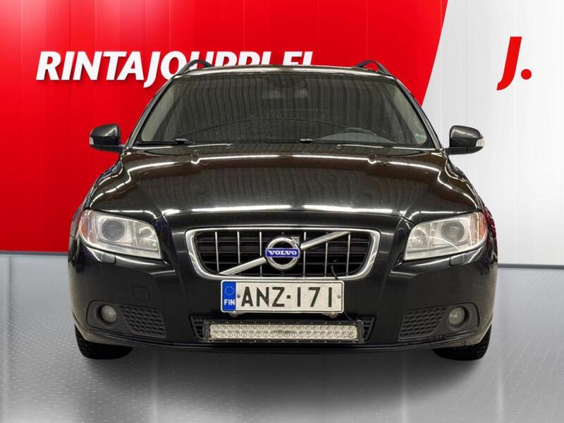 Volvo V70 vaihtoauto