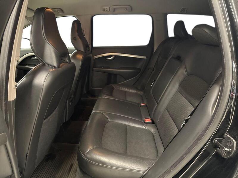 Volvo V70 vaihtoauto