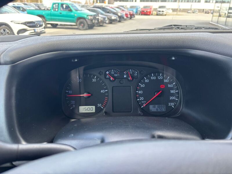 Volkswagen Transporter vaihtoauto