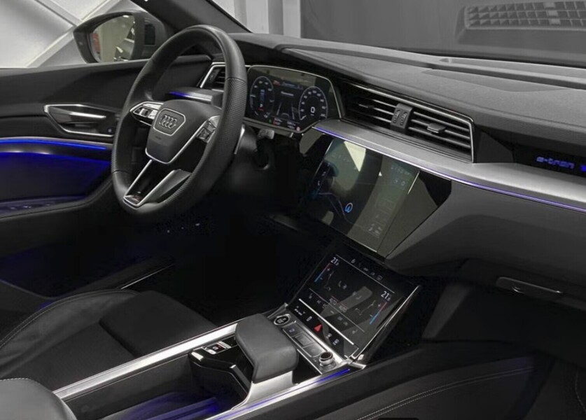 Audi Q8 e-tron vaihtoauto