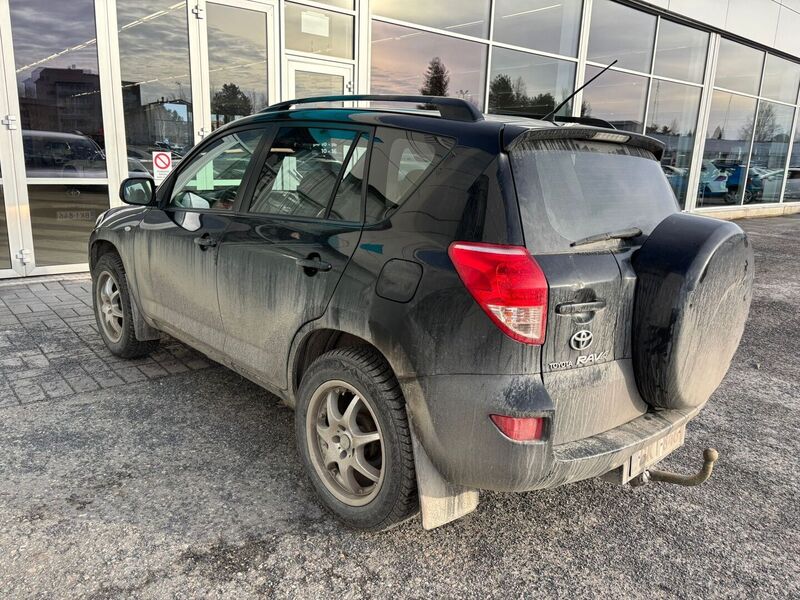 Toyota RAV4 vaihtoauto