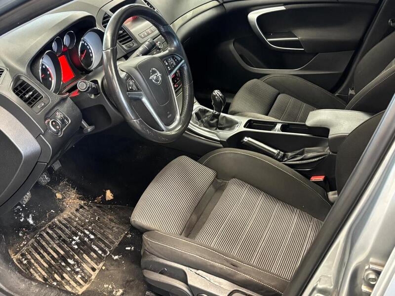 Opel Insignia vaihtoauto