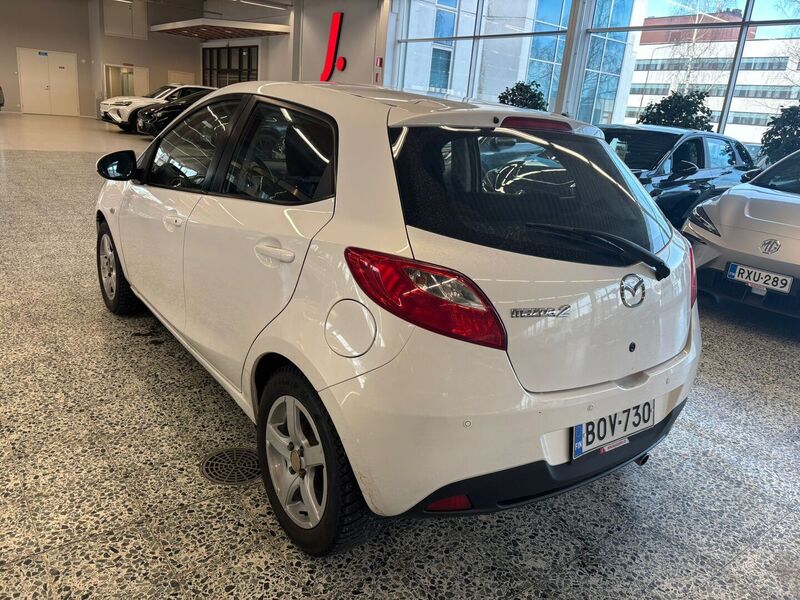 Mazda 2 vaihtoauto