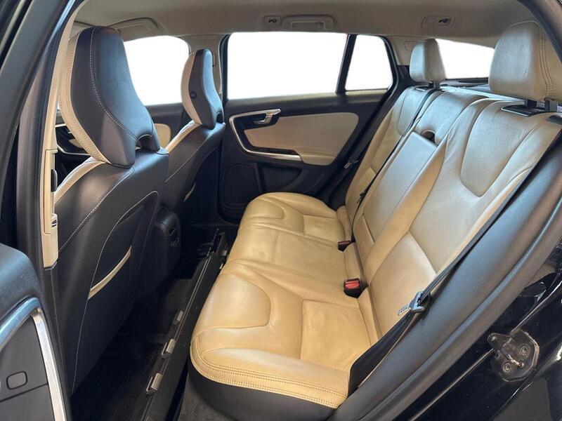 Volvo V60 vaihtoauto