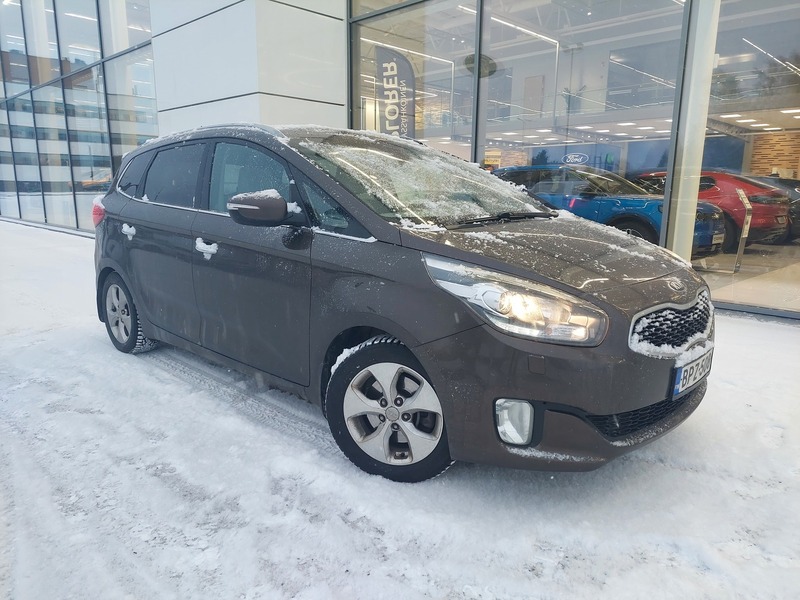 Kia Carens vaihtoauto