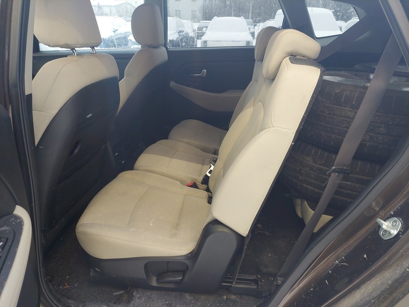 Kia Carens vaihtoauto