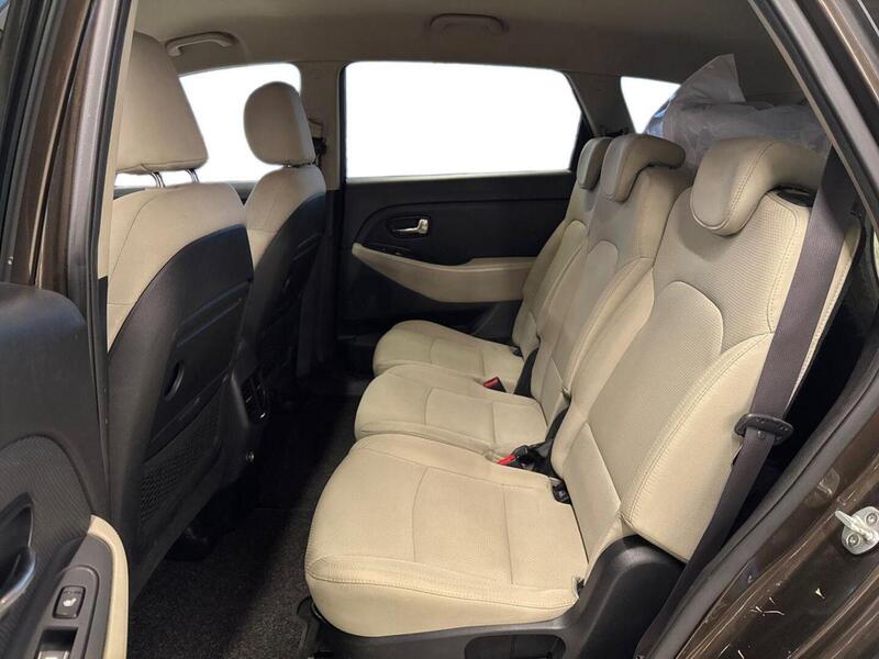 Kia Carens vaihtoauto