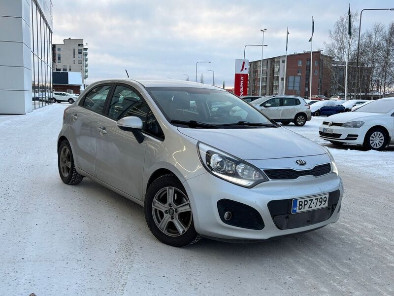 Kia Rio vaihtoauto