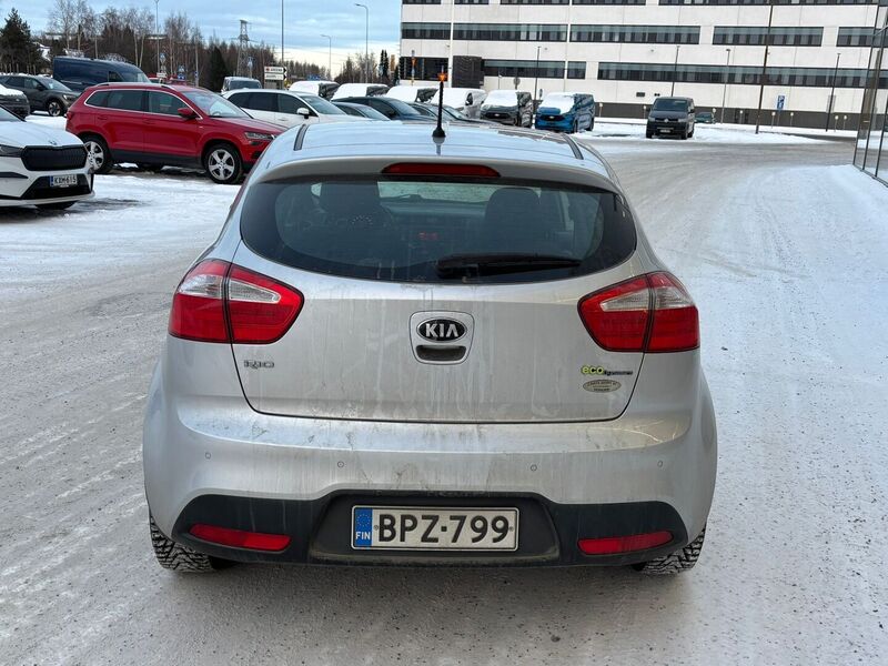 Kia Rio vaihtoauto