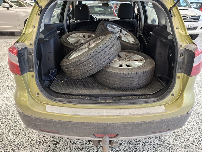 Suzuki SX4 S-CROSS vaihtoauto